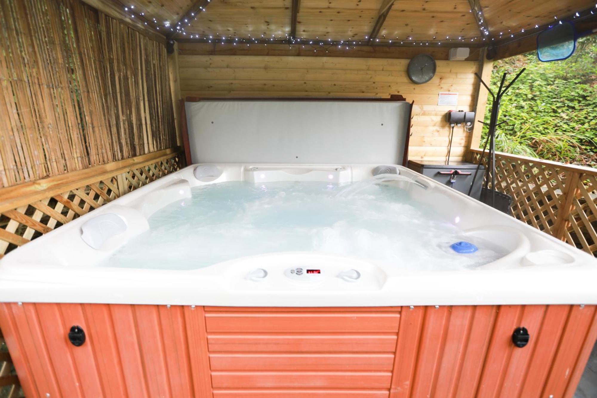 Апартаменты Woodside Ash Hot Tub & Pool Бидефорд Экстерьер фото